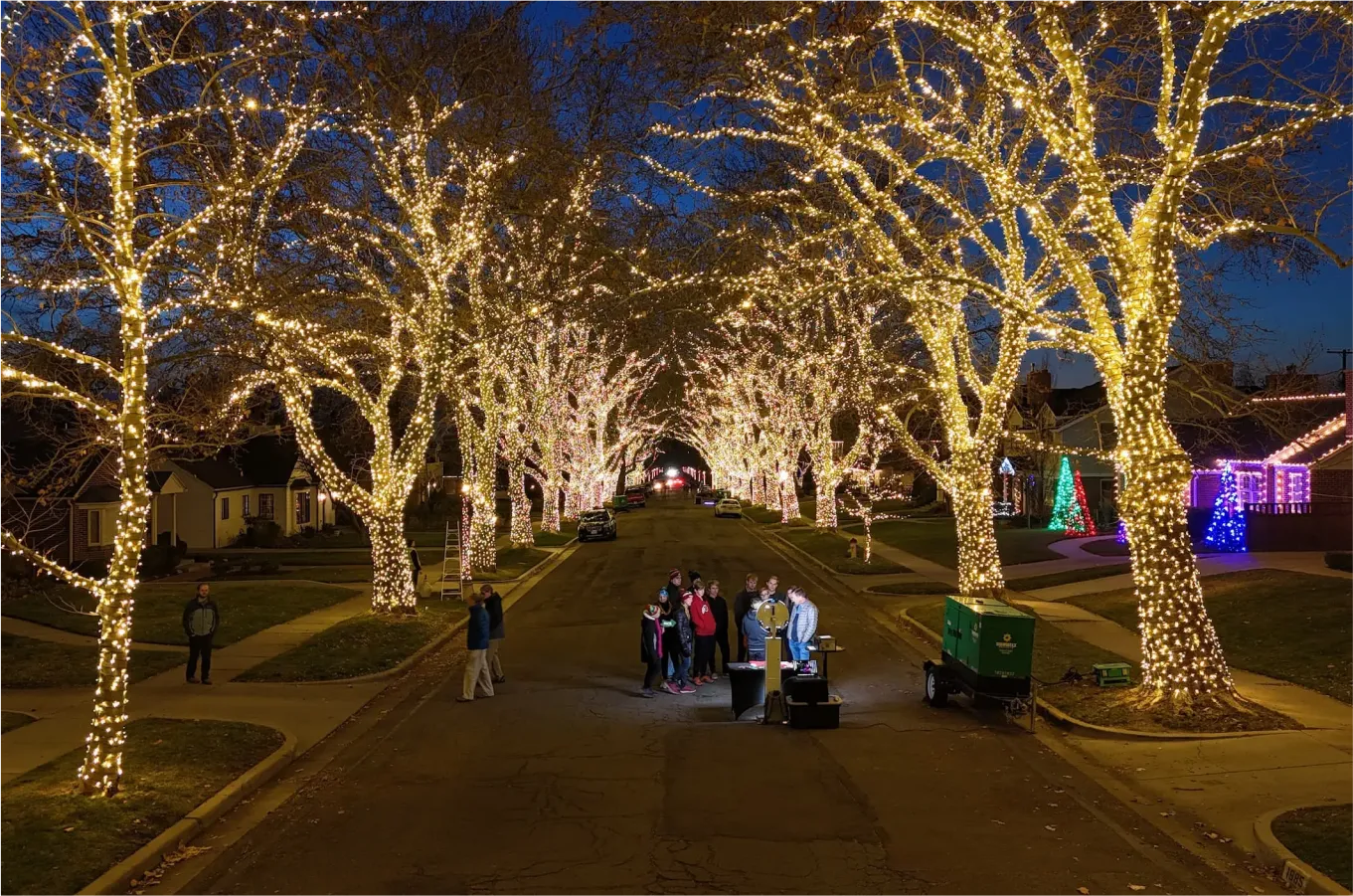 commercial holiday lighting installation